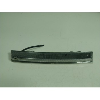 PILOTO TRASERO CENTRAL 6351HH 90032118 