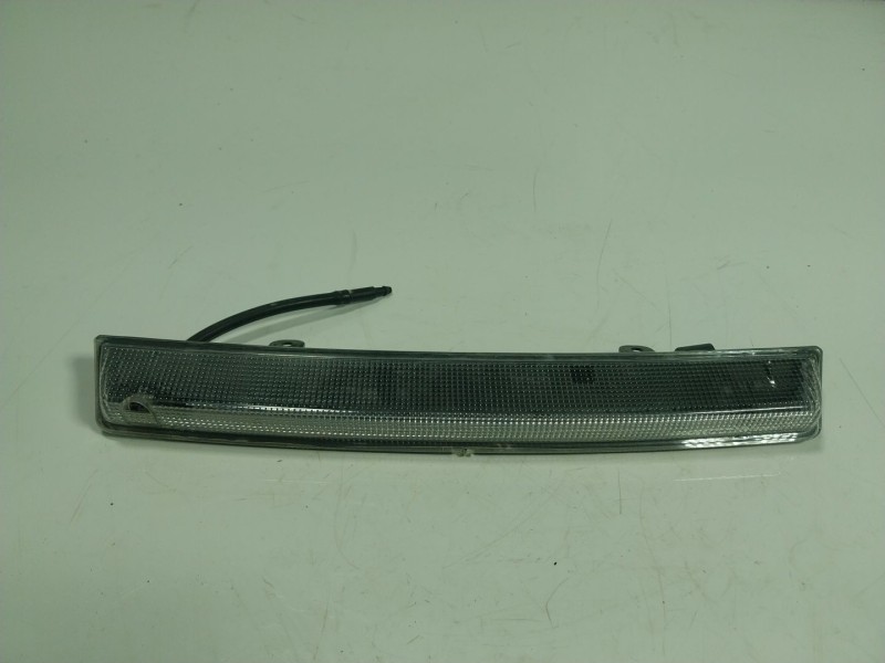 Recambio de piloto trasero central para peugeot 208 (p2) 1.2 puretech referencia OEM IAM 6351HH 90032118 