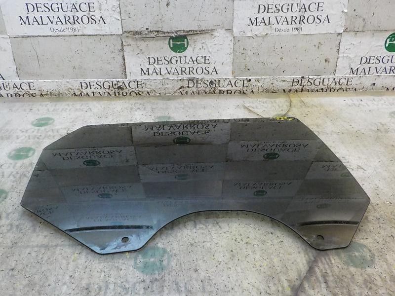 Recambio de cristal puerta trasero derecho para dodge journey 2.0 16v crd cat referencia OEM IAM   