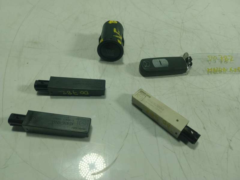 Recambio de conmutador de arranque para mazda cx-5 (ke, gh) 2.2 d awd (ke102) referencia OEM IAM KD47676NXA KD45676NXA 