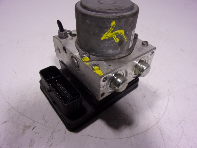 Recambio de abs para fiat 500 l (330) 1.3 16v m-jet cat referencia OEM IAM 71777807 52026542 