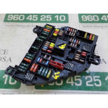 CAJA RELES / FUSIBLES 61149252813 