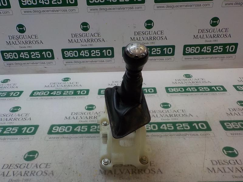 Recambio de palanca cambio para toyota rav 4 2.0 d-4d cat referencia OEM IAM 3353042090  