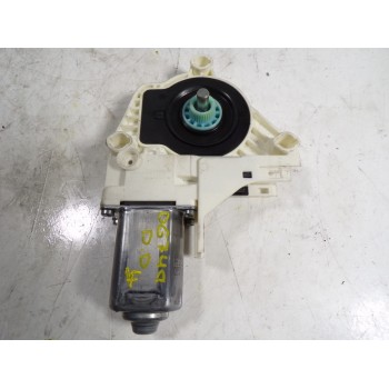MOTOR ELEVALUNAS DELANTERO DERECHO 8K0959802C 8K0959802C 