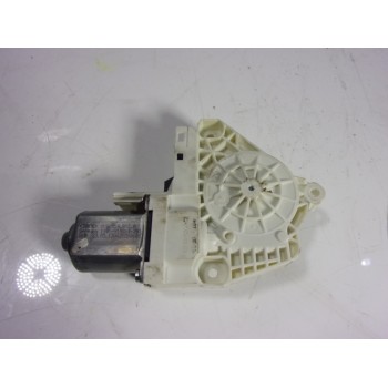 MOTOR ELEVALUNAS TRASERO DERECHO 8K0959812A 8K0959812A 