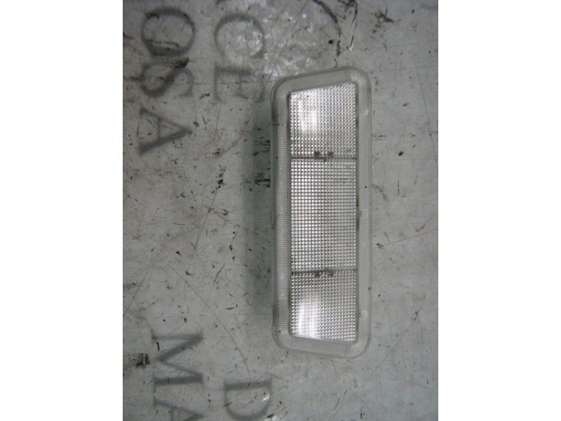 Recambio de piloto interior para opel corsa b swing referencia OEM IAM   