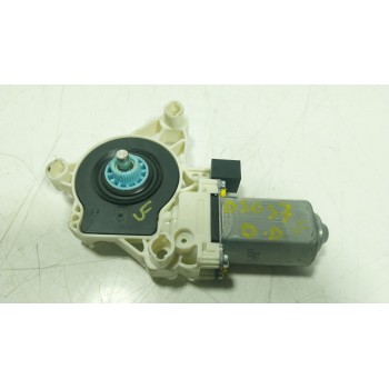 MOTOR ELEVALUNAS DELANTERO DERECHO 80A959802 80A959802 