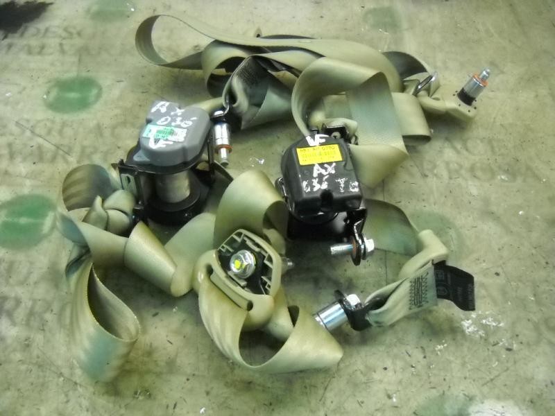 Recambio de cinturon seguridad trasero para ssangyong rodius xdi limited referencia OEM IAM   
