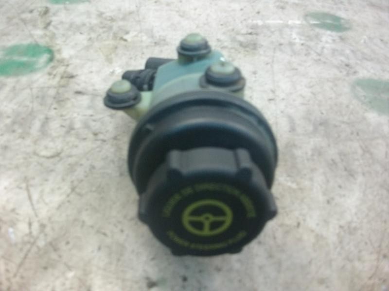 Recambio de deposito servo para ford transit connect (tc7) furg. referencia OEM IAM   