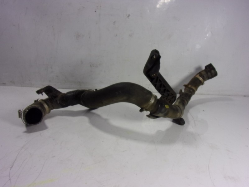 Recambio de tubo intercooler para audi q3 (8u) 2.0 tdi referencia OEM IAM 5N0145840L  