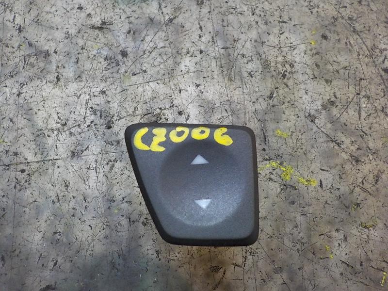 Recambio de mando elevalunas delantero izquierdo para fiat nuova 500 (150) 1.2 cat referencia OEM IAM 735450601  