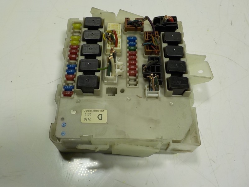 Recambio de caja reles / fusibles para nissan navara pick-up (d40m) 2.5 dci cat referencia OEM IAM 284B6EB30C 284B6EB30C 