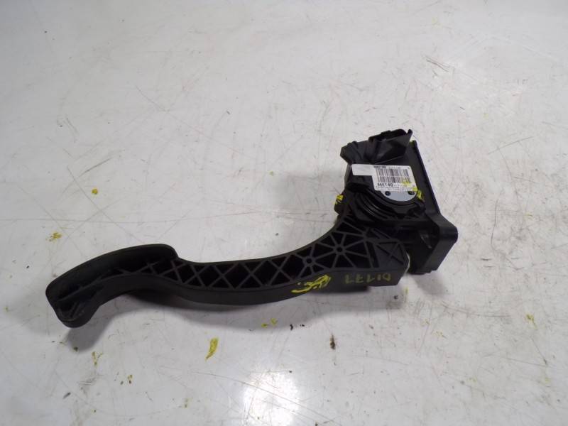 Recambio de potenciometro pedal para citroën c4 picasso 1.2 12v e-thp referencia OEM IAM 9674829780 9674829780 0280755269