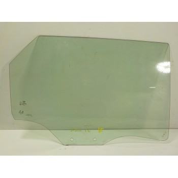 CRISTAL PUERTA TRASERO DERECHO 82G845206 