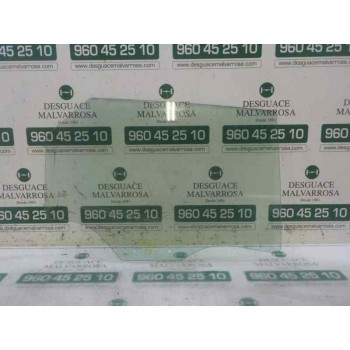 CRISTAL PUERTA TRASERO DERECHO 82G845206 