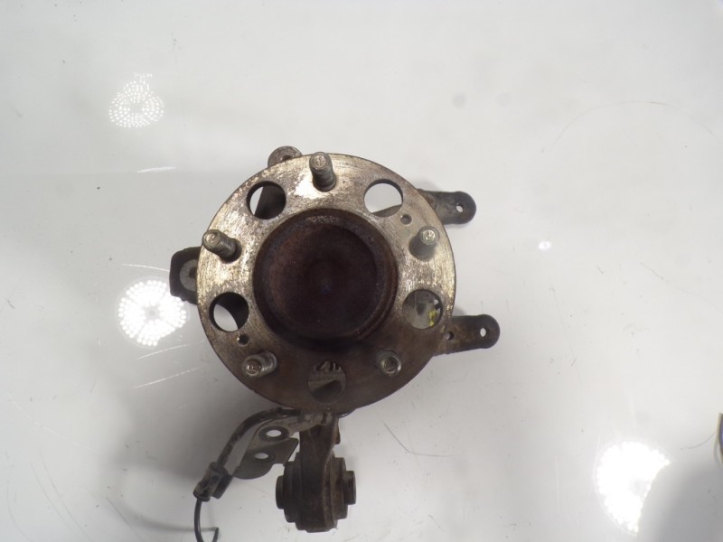 Recambio de mangueta trasera derecha para hyundai i30 (gd) 1.4 cat referencia OEM IAM 52720A6400  