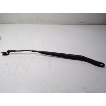 BRAZO LIMPIA DELANTERO DERECHO 