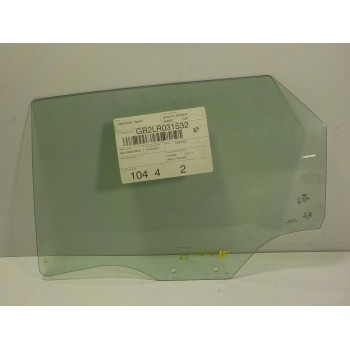 CRISTAL PUERTA TRASERO IZQUIERDO 82G845205 