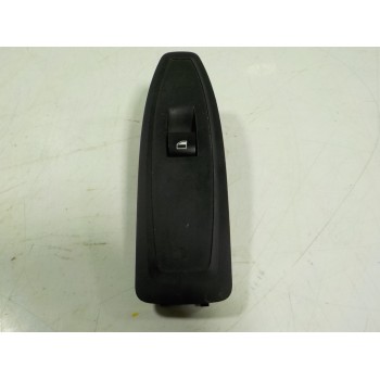 MANDO ELEVALUNAS DELANTERO DERECHO 61319208107 9208107 