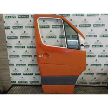 PUERTA DELANTERA DERECHA A9067200105 