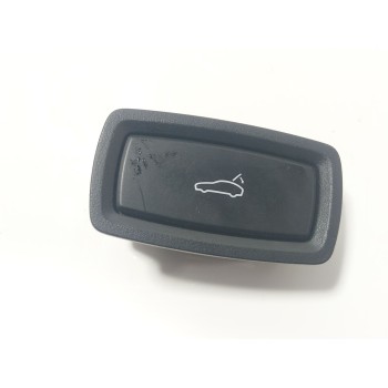 PULSADOR MALETERO / PORTON 971959832B6N3 971959832B 