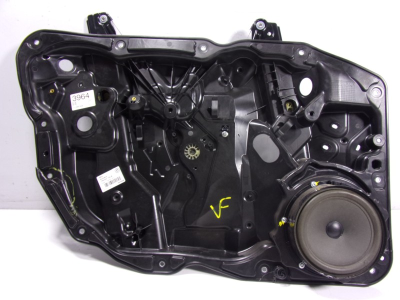 Recambio de elevalunas delantero izquierdo para volkswagen touareg (7p5) 3.0 v6 tdi dpf referencia OEM IAM 7P6837461B 7P6837755B