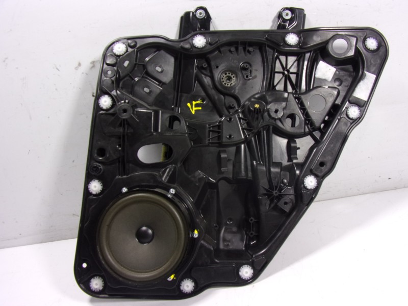 Recambio de elevalunas trasero derecho para volkswagen touareg (7p5) 3.0 v6 tdi dpf referencia OEM IAM 7P6839462A 7P6839462 