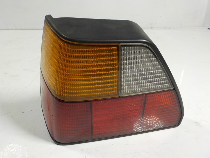 Recambio de piloto trasero izquierdo para volkswagen golf ii (191/193) 1.8 16v (kr) referencia OEM IAM   