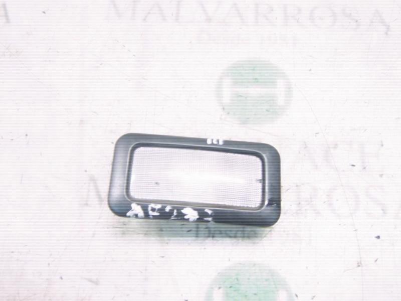 Recambio de piloto interior para alfa romeo 147 (190) 1.9 jtd distinctive referencia OEM IAM   