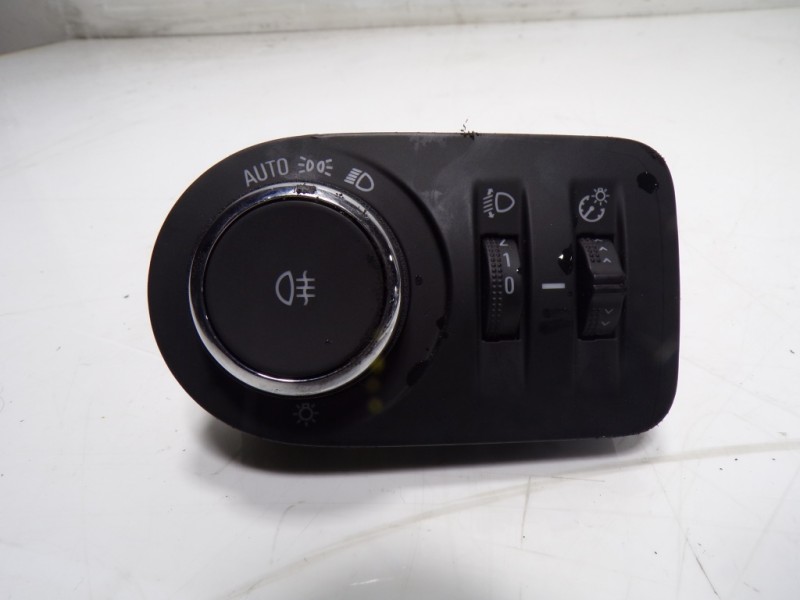 Recambio de mando luces para opel corsa f electric referencia OEM IAM  39201667 