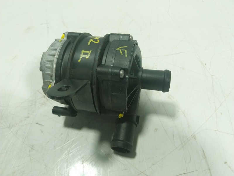 Recambio de bomba agua para cupra leon sportstourer (kl8) 1.4 tsi phev referencia OEM IAM 04L965567  