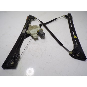 ELEVALUNAS DELANTERO DERECHO 9675924680 9816272480 