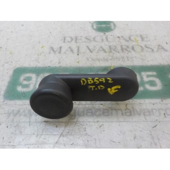 MANETA ELEVALUNAS TRASERA DERECHA 13288655 