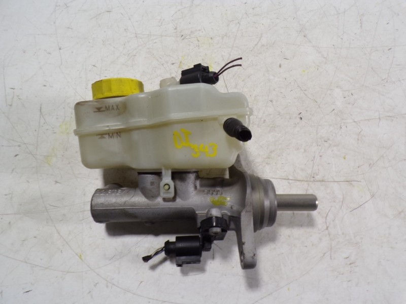 Recambio de bomba freno para skoda fabia combi 1.2 tsi referencia OEM IAM 6R1611019D  