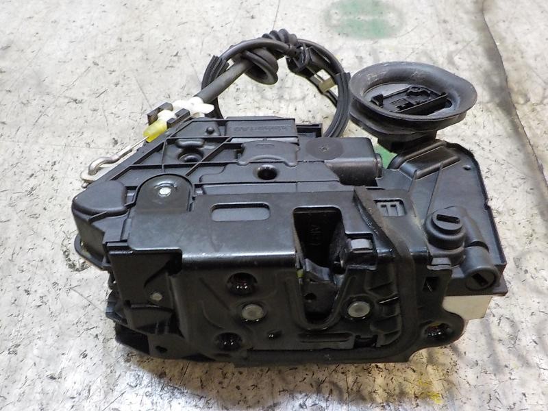 Recambio de cerradura puerta trasera derecha para volkswagen golf vi (5k1) advance referencia OEM IAM 5K4839016H  