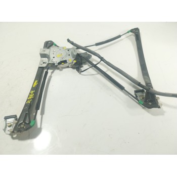 ELEVALUNAS DELANTERO DERECHO 