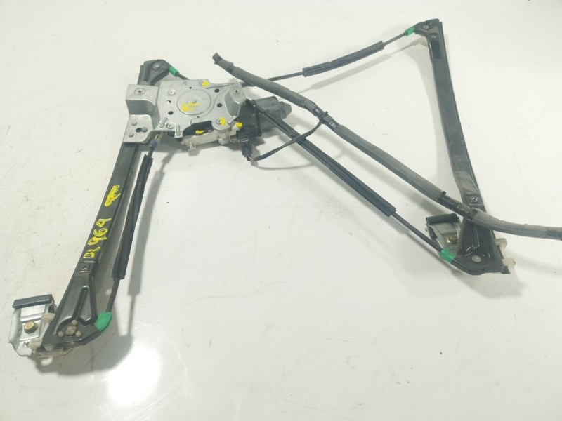 Recambio de elevalunas delantero derecho para volkswagen polo berlina (6n2) 1.4 16v referencia OEM IAM   