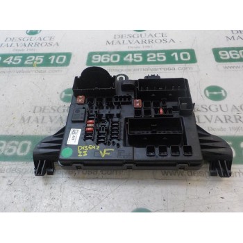 CAJA RELES / FUSIBLES 22737768 