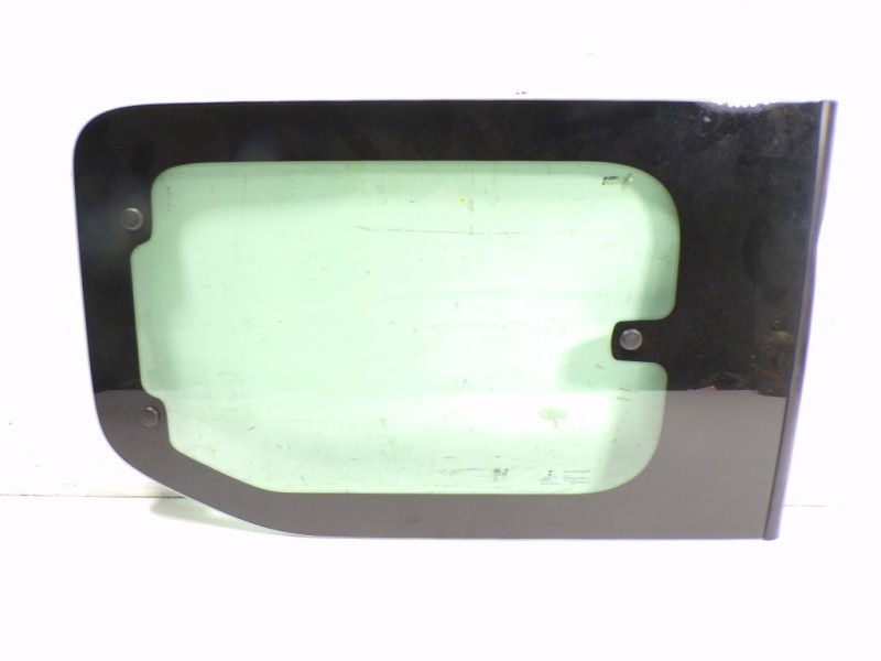 Recambio de cristal puerta trasero izquierdo para toyota proace city 1.5 dci referencia OEM IAM SU001B0062  