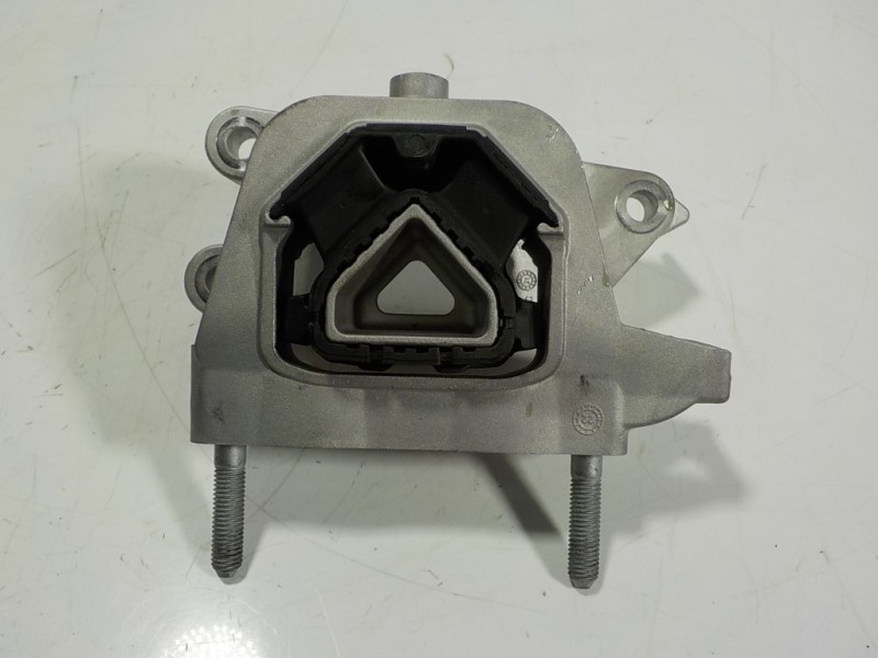 Recambio de soporte motor derecho para opel corsa f electric referencia OEM IAM  9826533880 