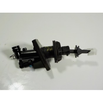 BOMBA EMBRAGUE D09K41400 