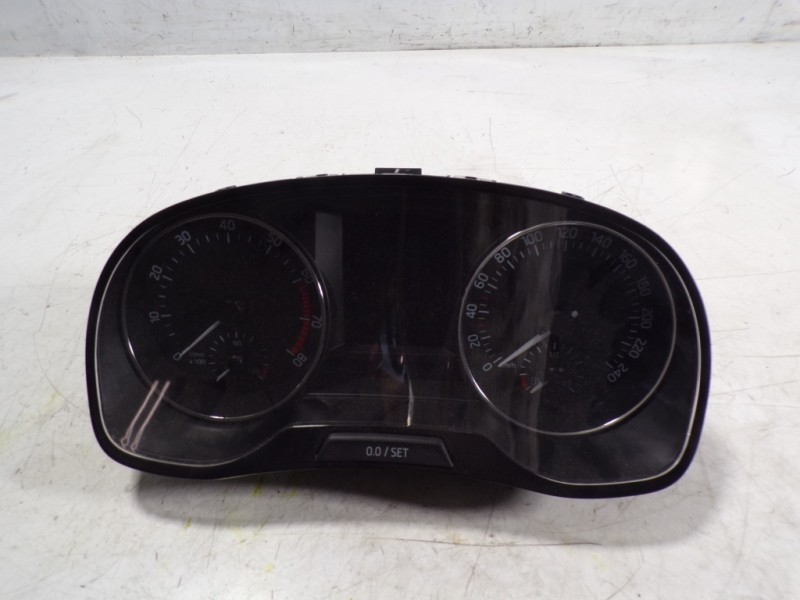 Recambio de cuadro instrumentos para skoda fabia combi 1.2 tsi referencia OEM IAM 6V0920740A 6V0920740A 