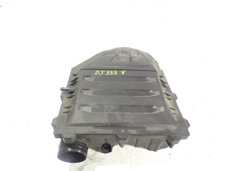 Recambio de filtro aire para audi a3 sportback (8vf) s line edition referencia OEM IAM 04C129601M  