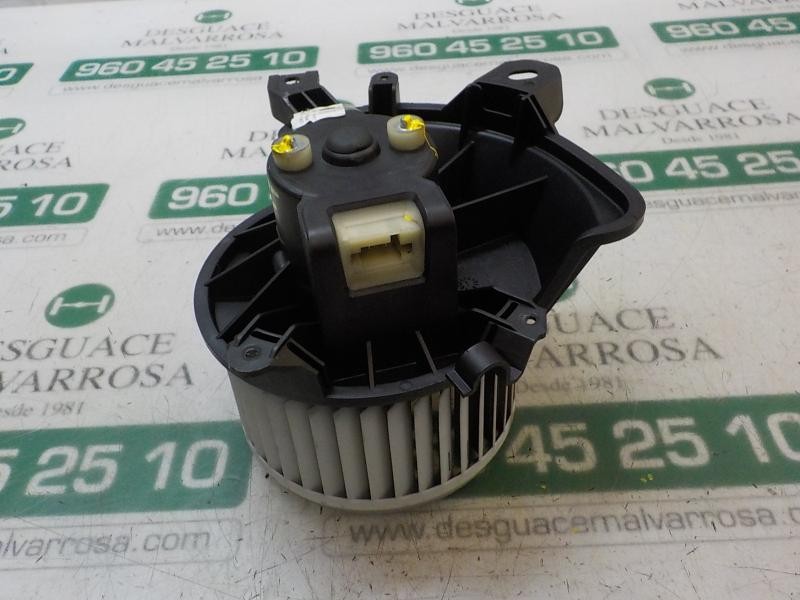 Recambio de motor calefaccion para opel corsa d 1.3 16v cdti referencia OEM IAM   