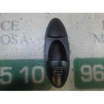 MANDO ELEVALUNAS DELANTERO DERECHO A21182111517167 A2118219758 