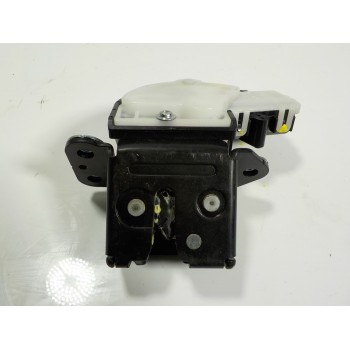 CERRADURA MALETERO / PORTON 