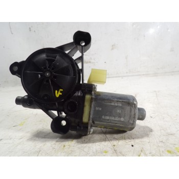 MOTOR ELEVALUNAS DELANTERO DERECHO 5Q0959801B 5Q0959801B 