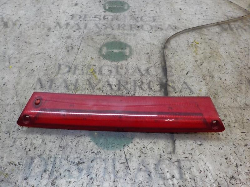 Recambio de piloto trasero central para ford fiesta (cb1) 1.4 tdci cat referencia OEM IAM 2085739  