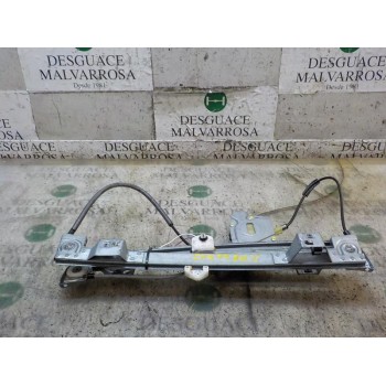 ELEVALUNAS DELANTERO DERECHO 807207012R 