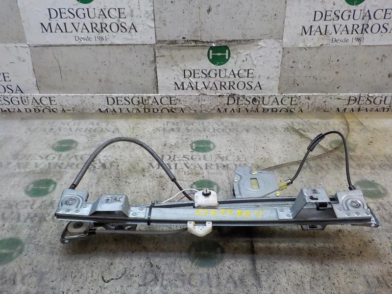 Recambio de elevalunas delantero derecho para renault kangoo 1.5 dci diesel fap referencia OEM IAM 807207012R  